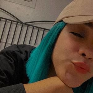 Meet your Posher, Alison